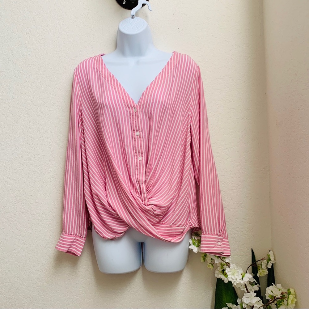 a.n.a Blouse Size Large NWOT